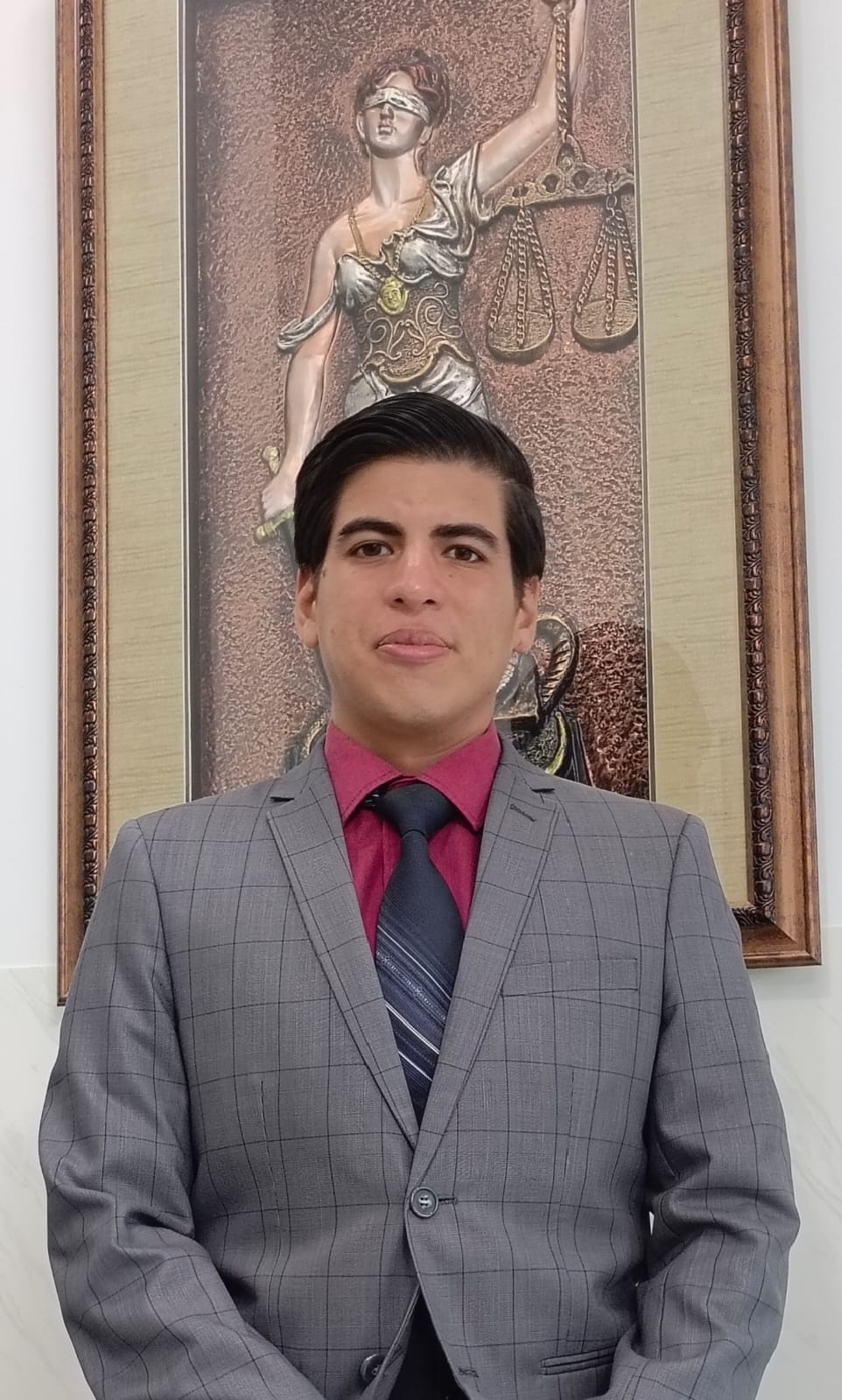 Abg. Bradley Palacios
